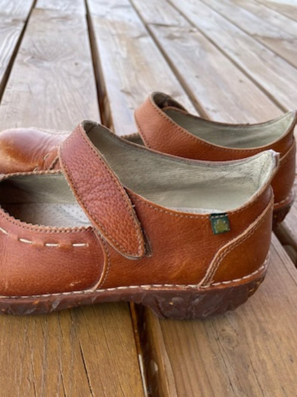 El Naturalista Mary Jane tan shoes. Womens Size 9 - Picture 4 of 8